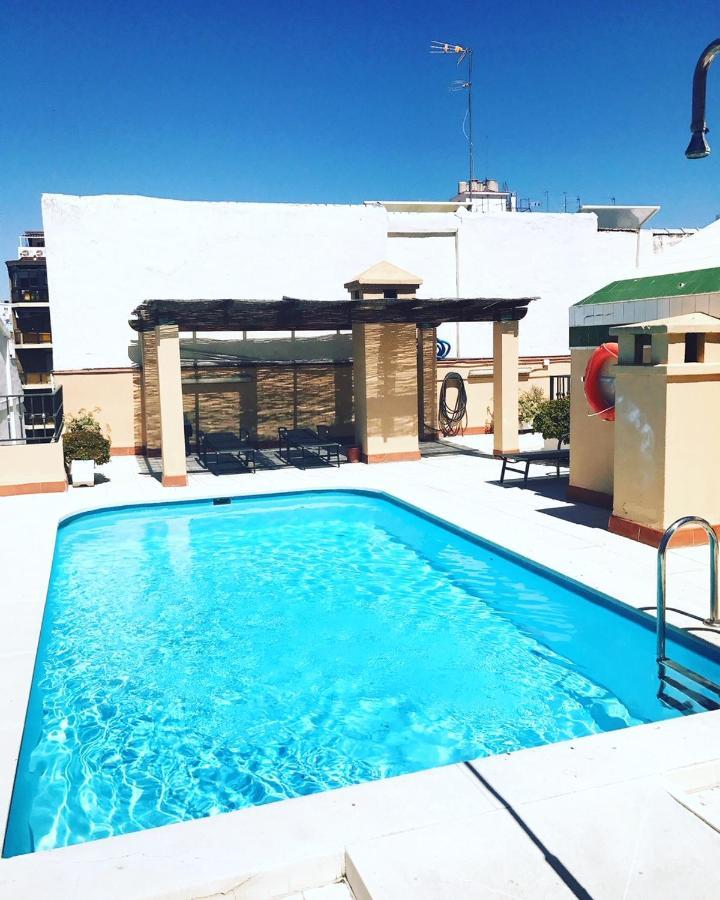 Agua V & Seasonal Pool By Ele Apartments Malaga Exterior photo